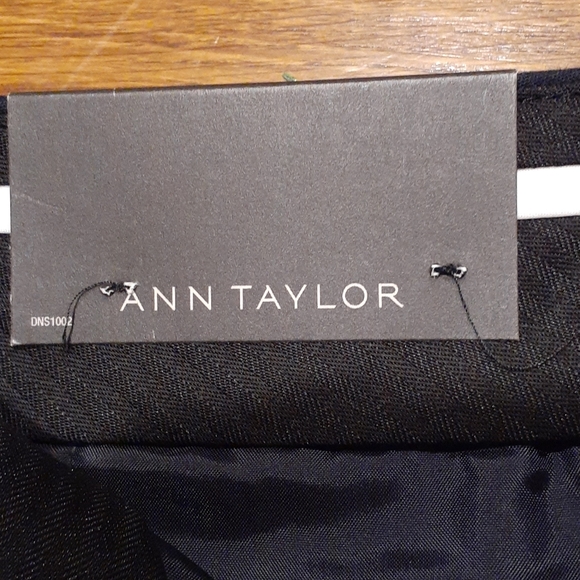 Pants - Picture 3 of 4